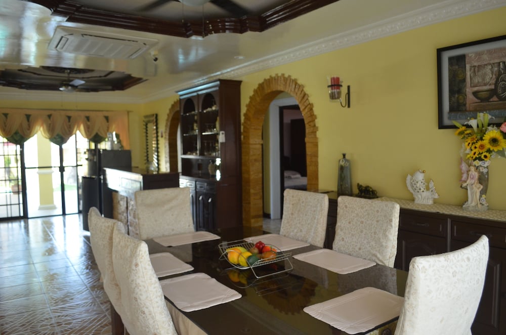 Фото Kim Beatriz Compound