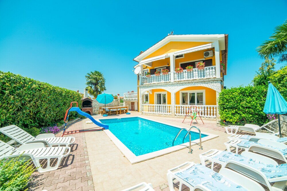 Фото Vacation Pool Apartments