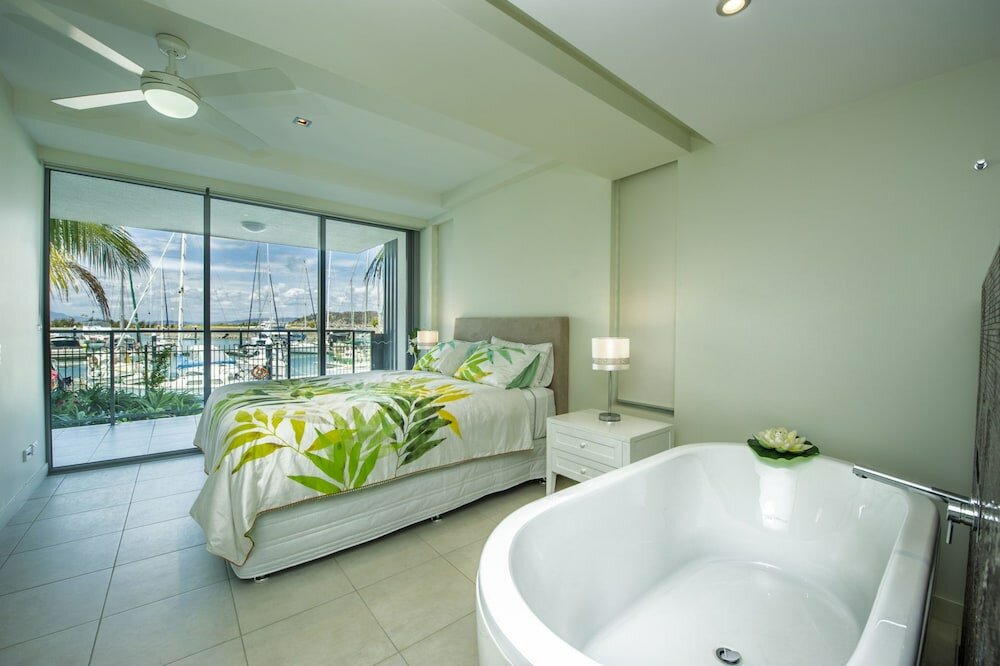 Фото Blue on Blue Apartment 912