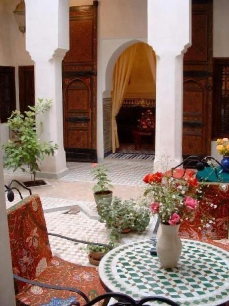 Фото Nadir Home Riad