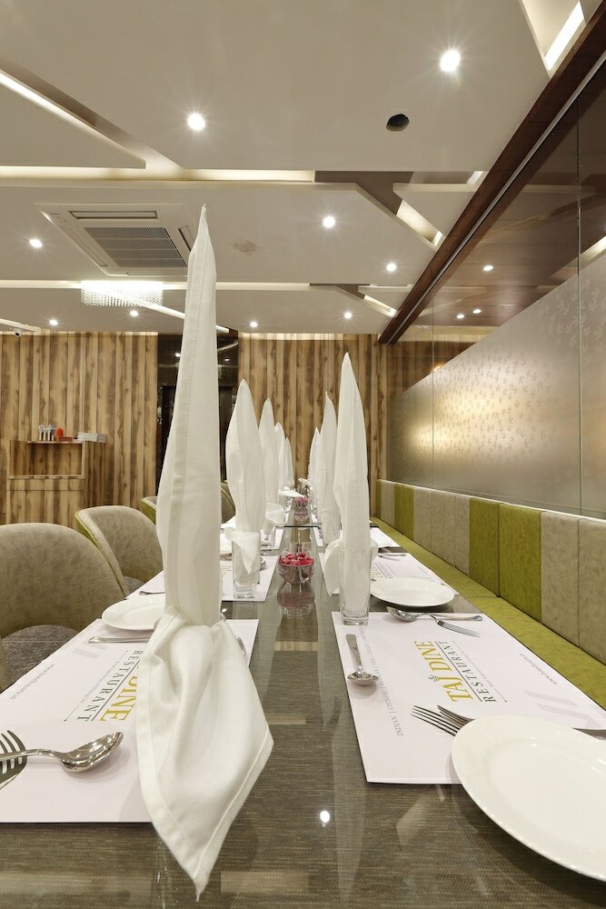 Фото Hotel Luxura