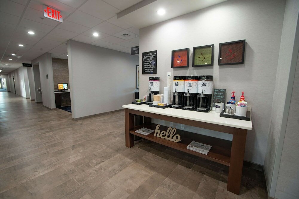 Фото Hampton Inn & Suites Oklahoma City/Quail Springs