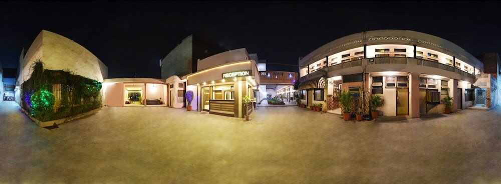 Фото отеля 3