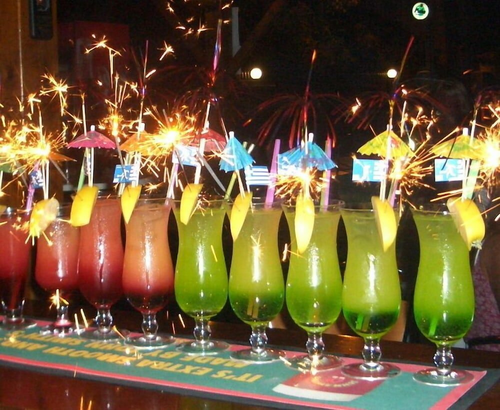 Фото Blue Sky Hotel