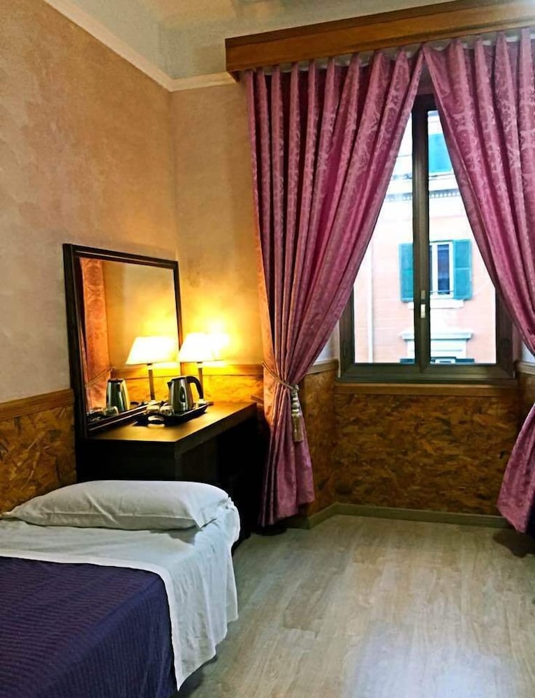 Фото Roma Full House