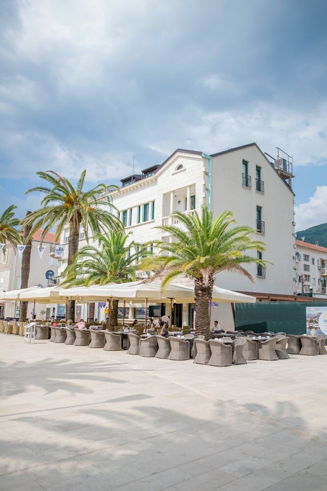 Фото Hotel Astoria Tivat