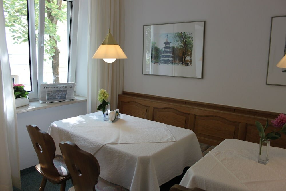 Фото Hotel Occam