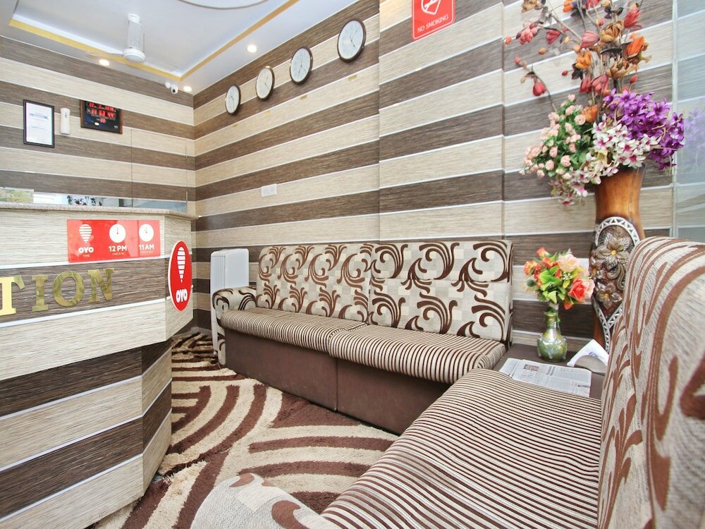 Фото Oyo 12153 Hotel B S International