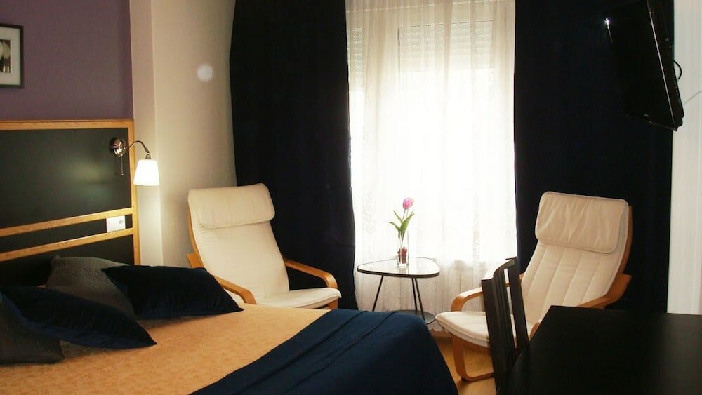 Фото Hostal Mara