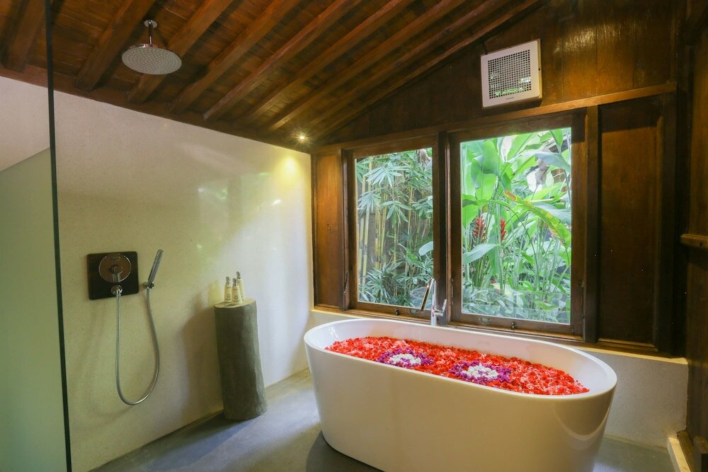 Фото Ubud Valley Boutique Resort