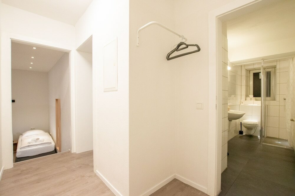 Фото Comfortable Large Center Apartment