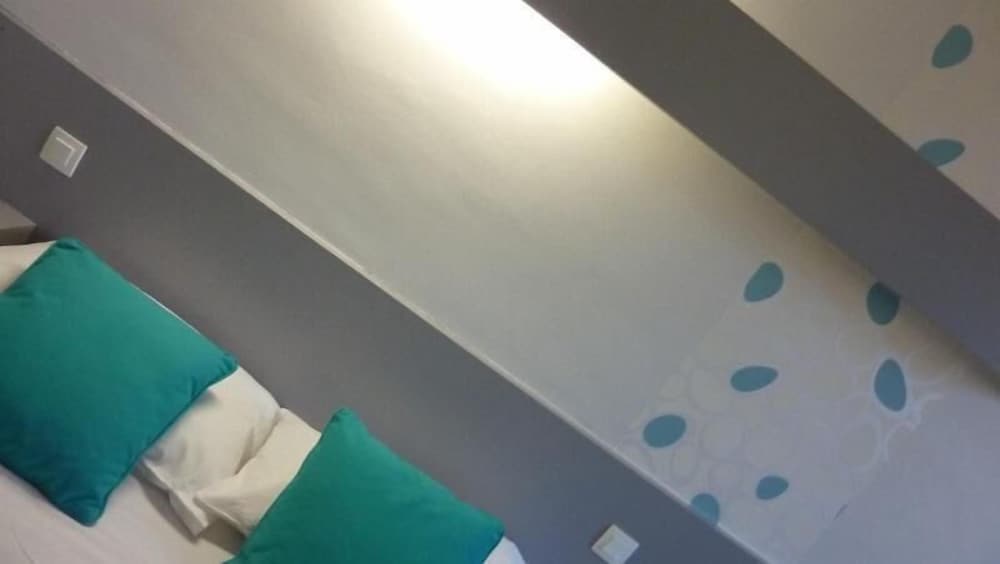 Фото Hotel Little Lodge