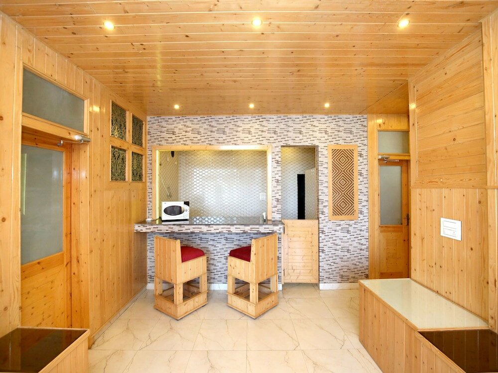 Фото Oyo 12170 Home Rustic Villa Kasauli