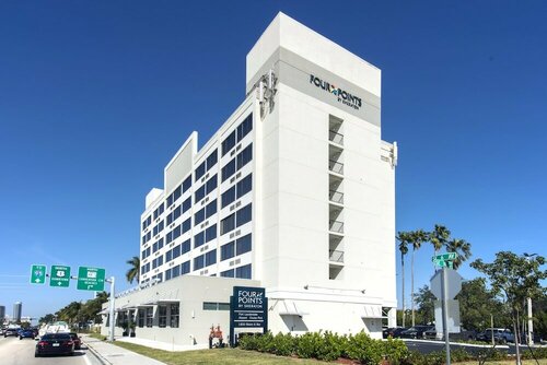 Гостиница Four Points by Sheraton Fort Lauderdale Airport/Cruise Port в Форт-Лодердейл