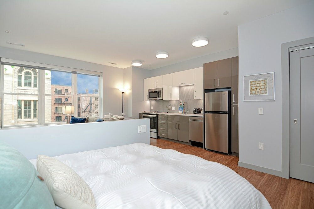 Фото Global Luxury Suites Downtown Providence