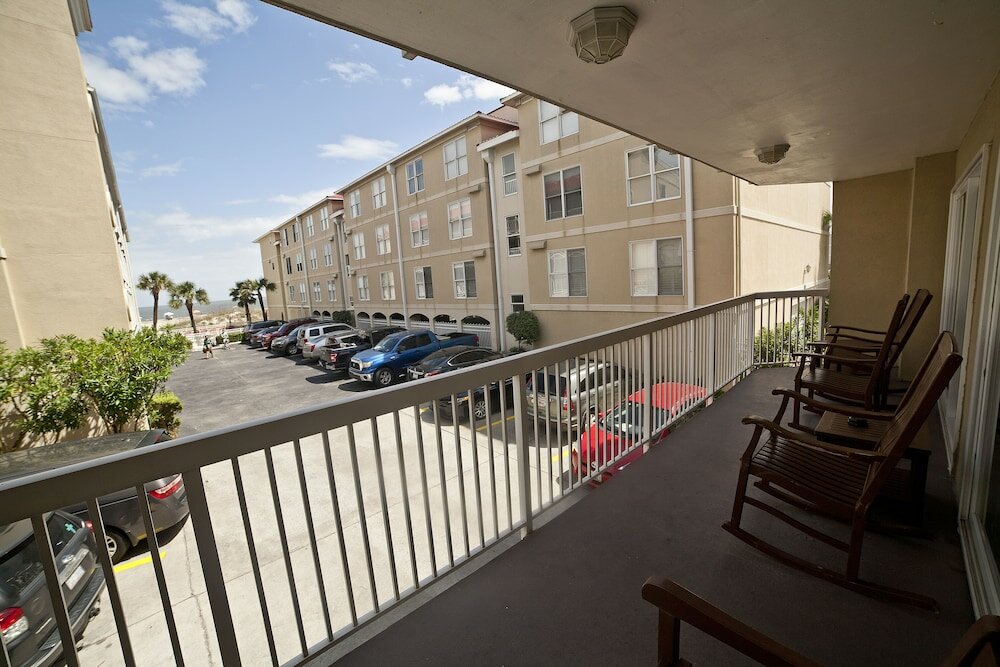 Фото DeSoto Beach Gardens