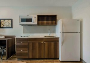 Гостиница WoodSpring Suites Roanoke