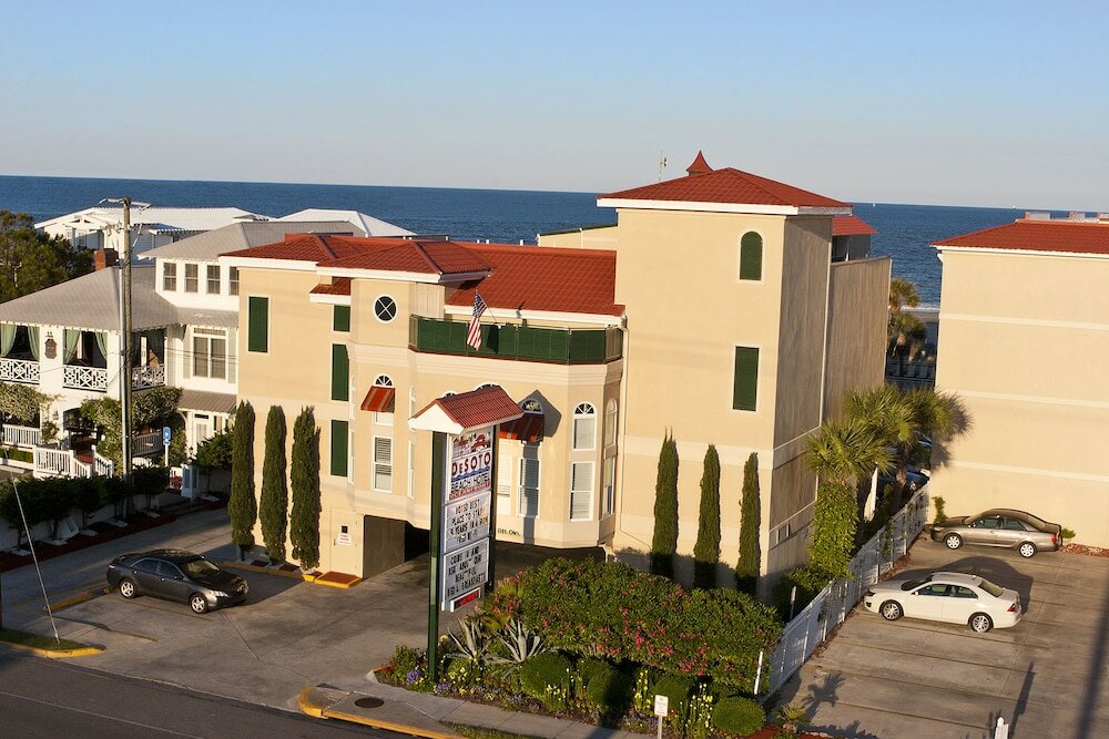 Фото DeSoto Beach Gardens