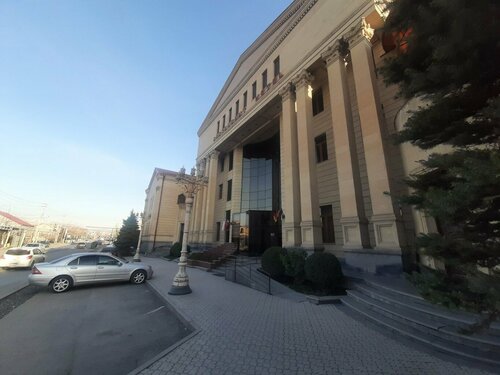Гостиница Армениан Роял Палас в Ереване