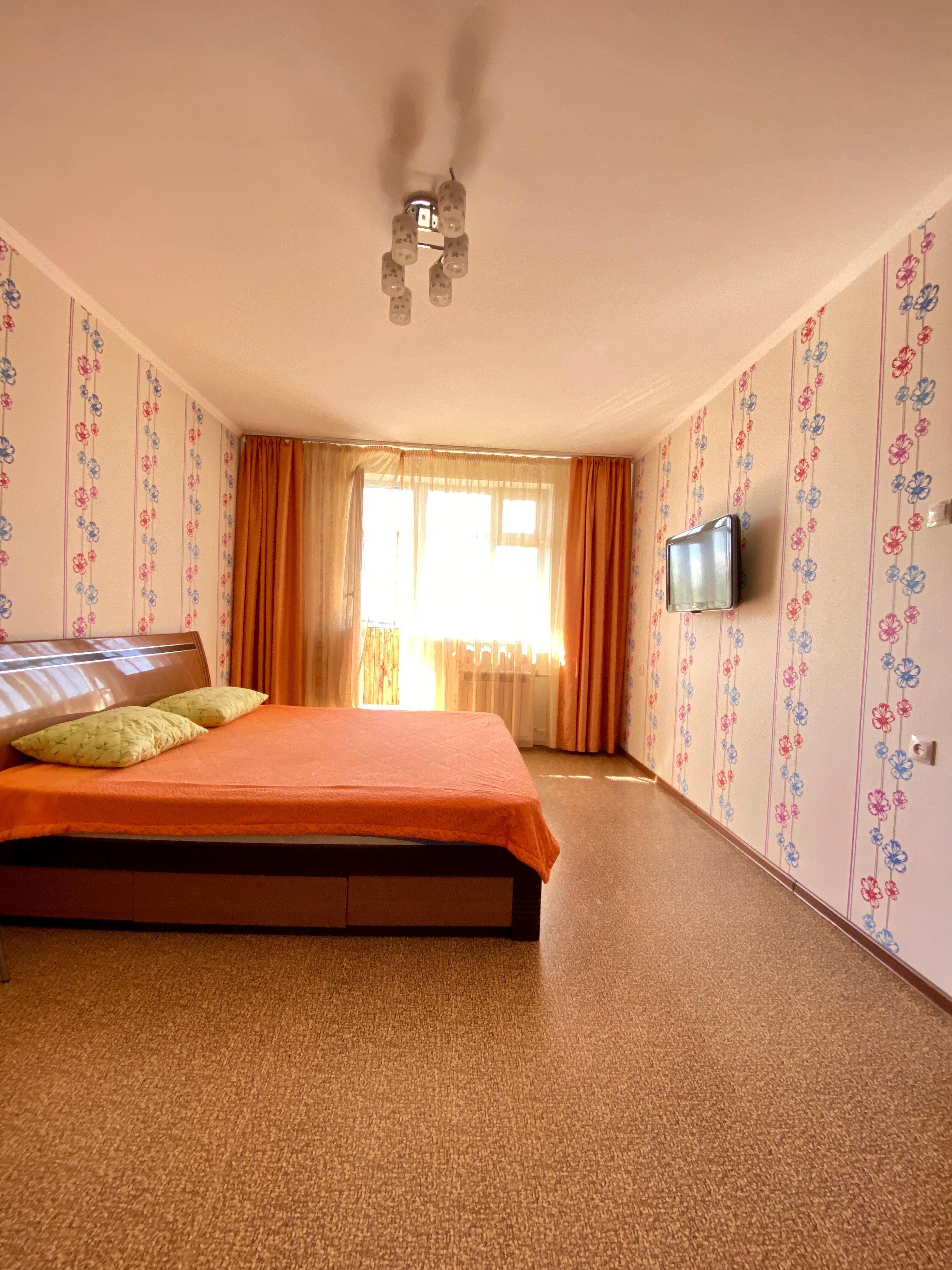 Фото ИнСити