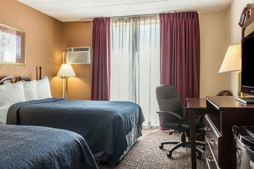 Гостиница FairBridge Inn & Suites Poconos