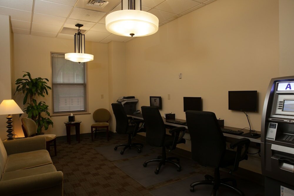 Фото Ambassador Hotel - Milwaukee