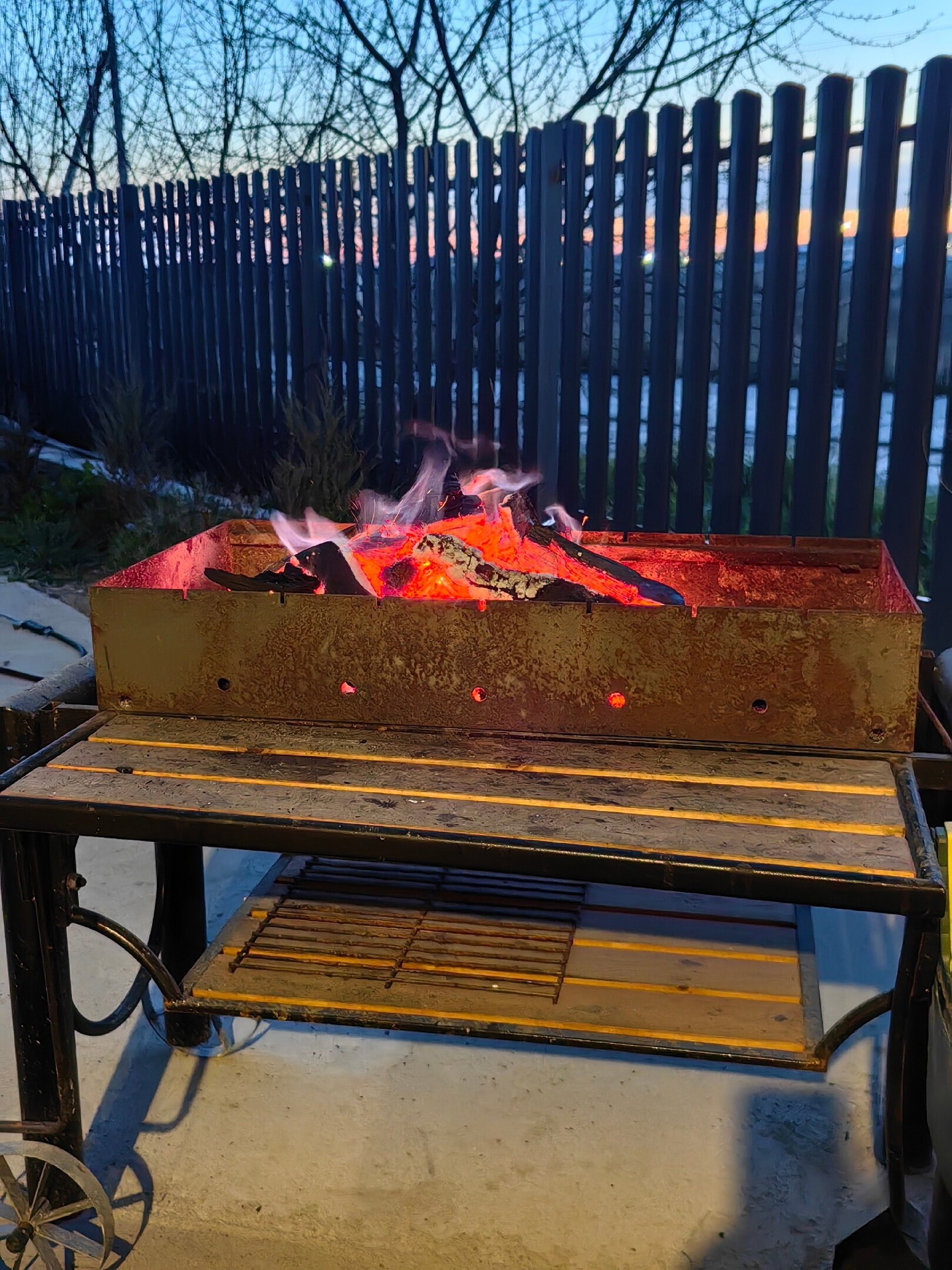 Фото Тай Вес