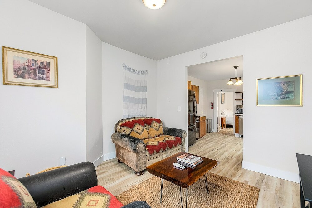 Фото The Nightjar Shelter