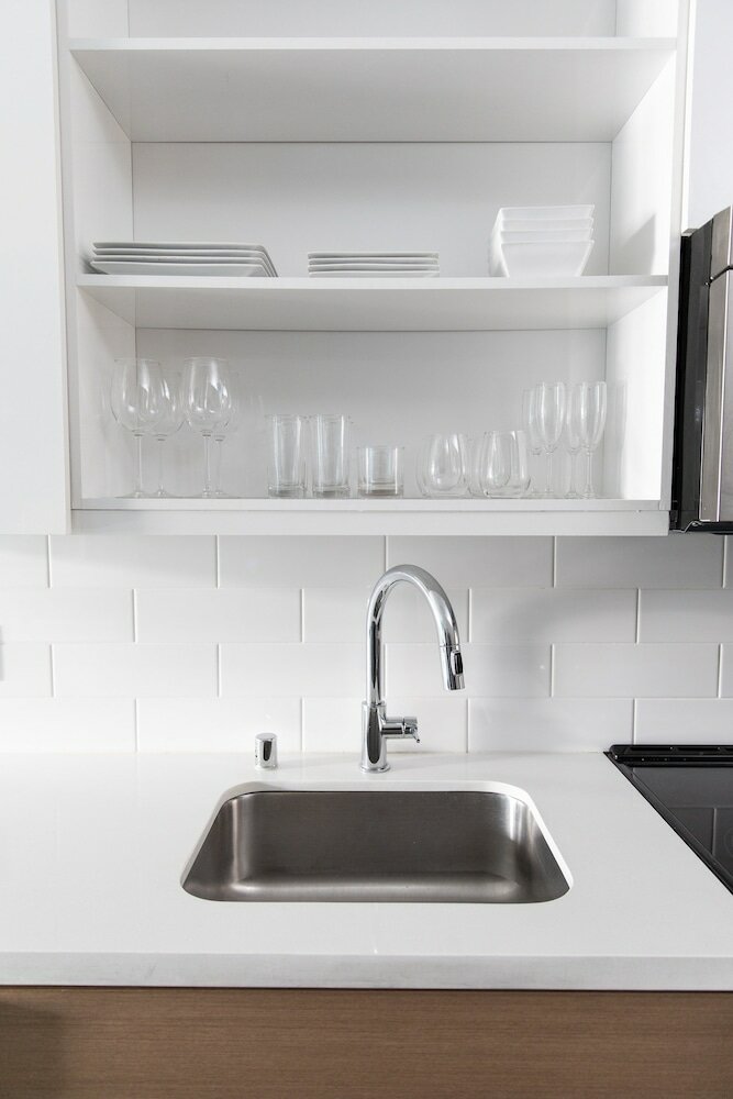 Фото Domicile Suites at Mark on 8th