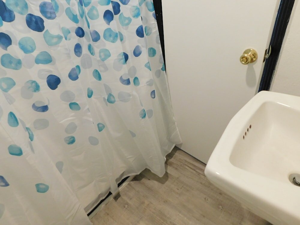 Фото Spruce Pine Inn