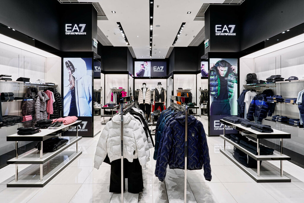 Киім дүкені EA7 Emporio Armani, Мәскеу, фото