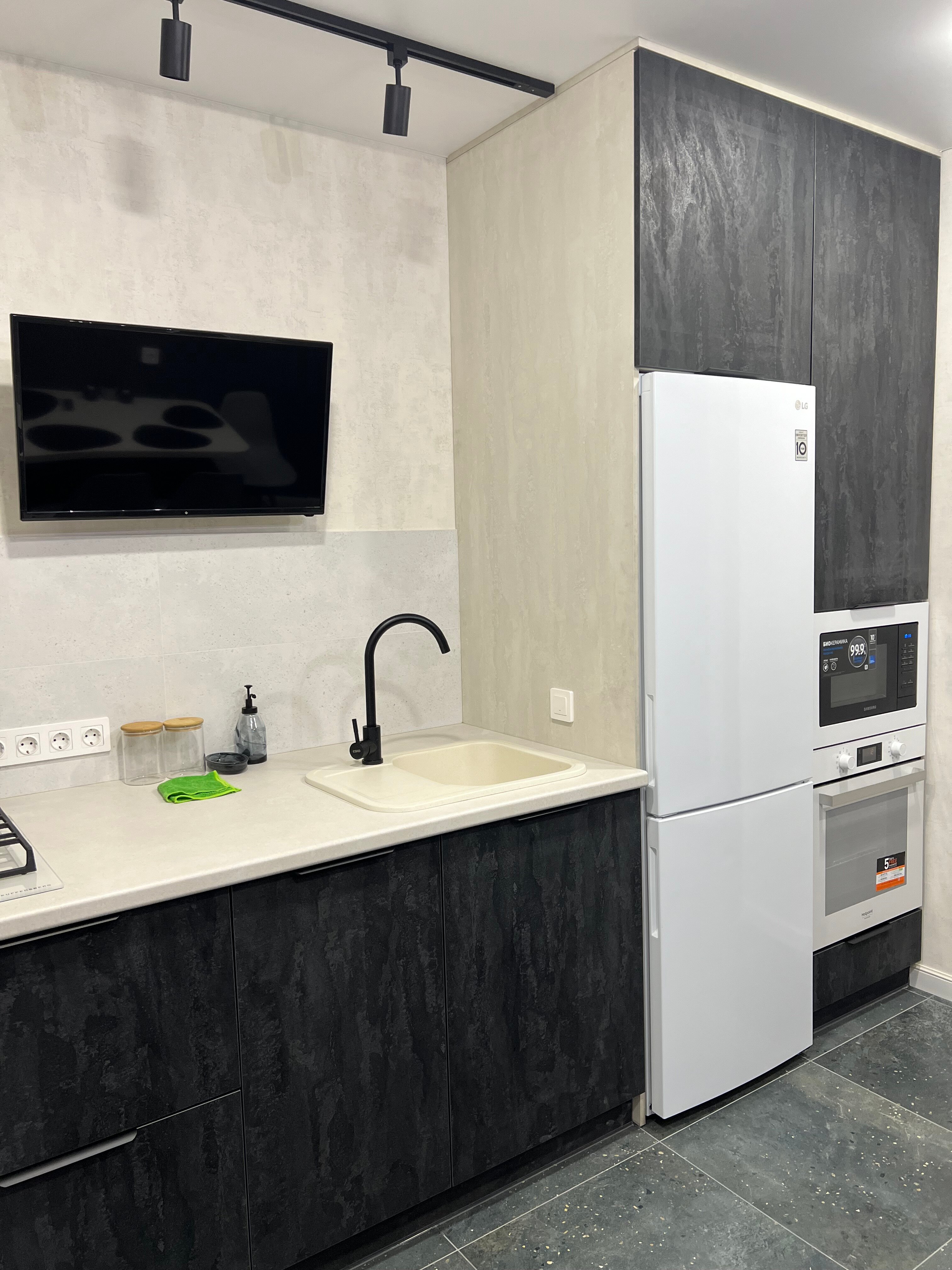 Фото Апартаменты на Буткова