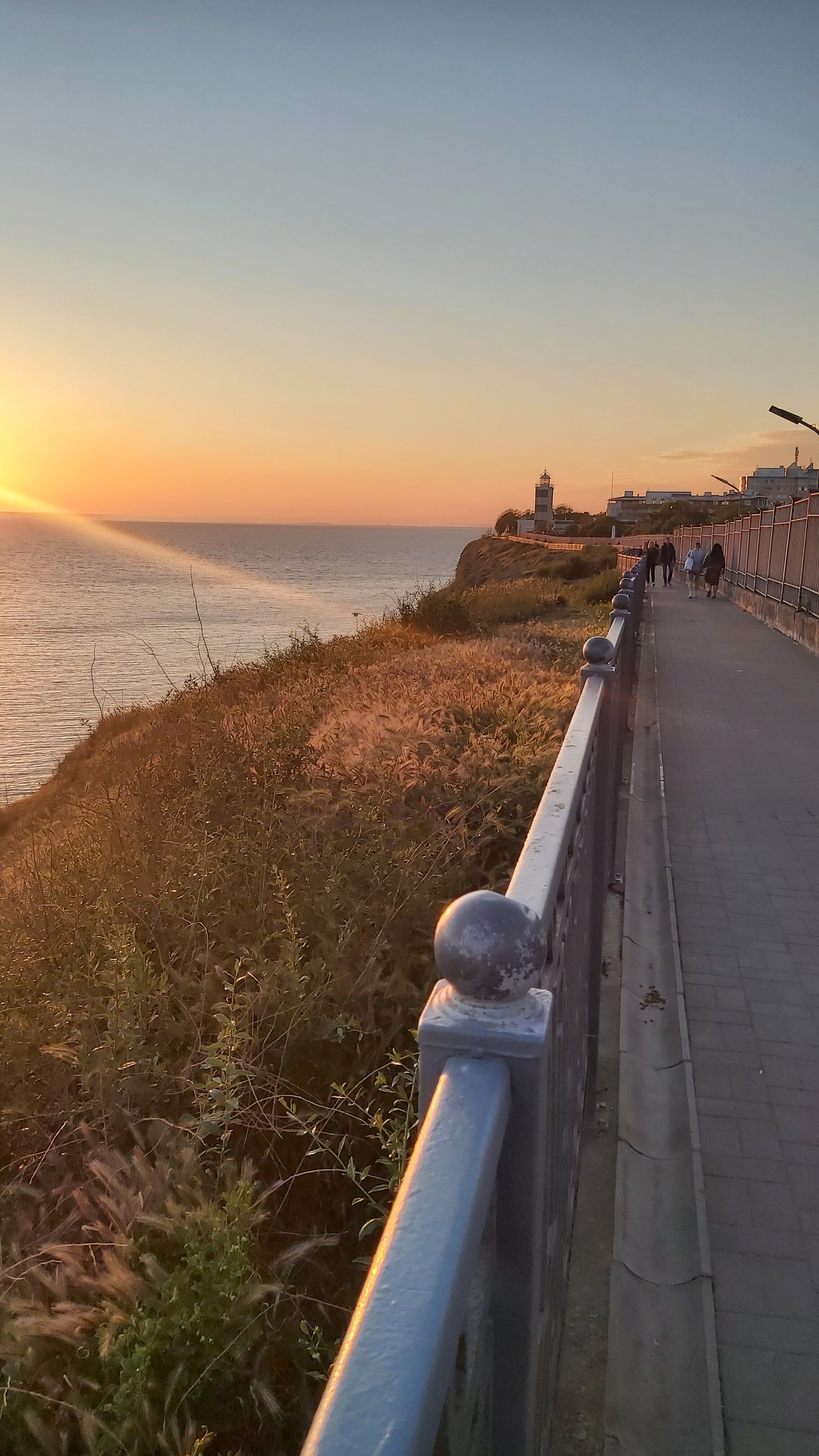 Фото Белый фрегат