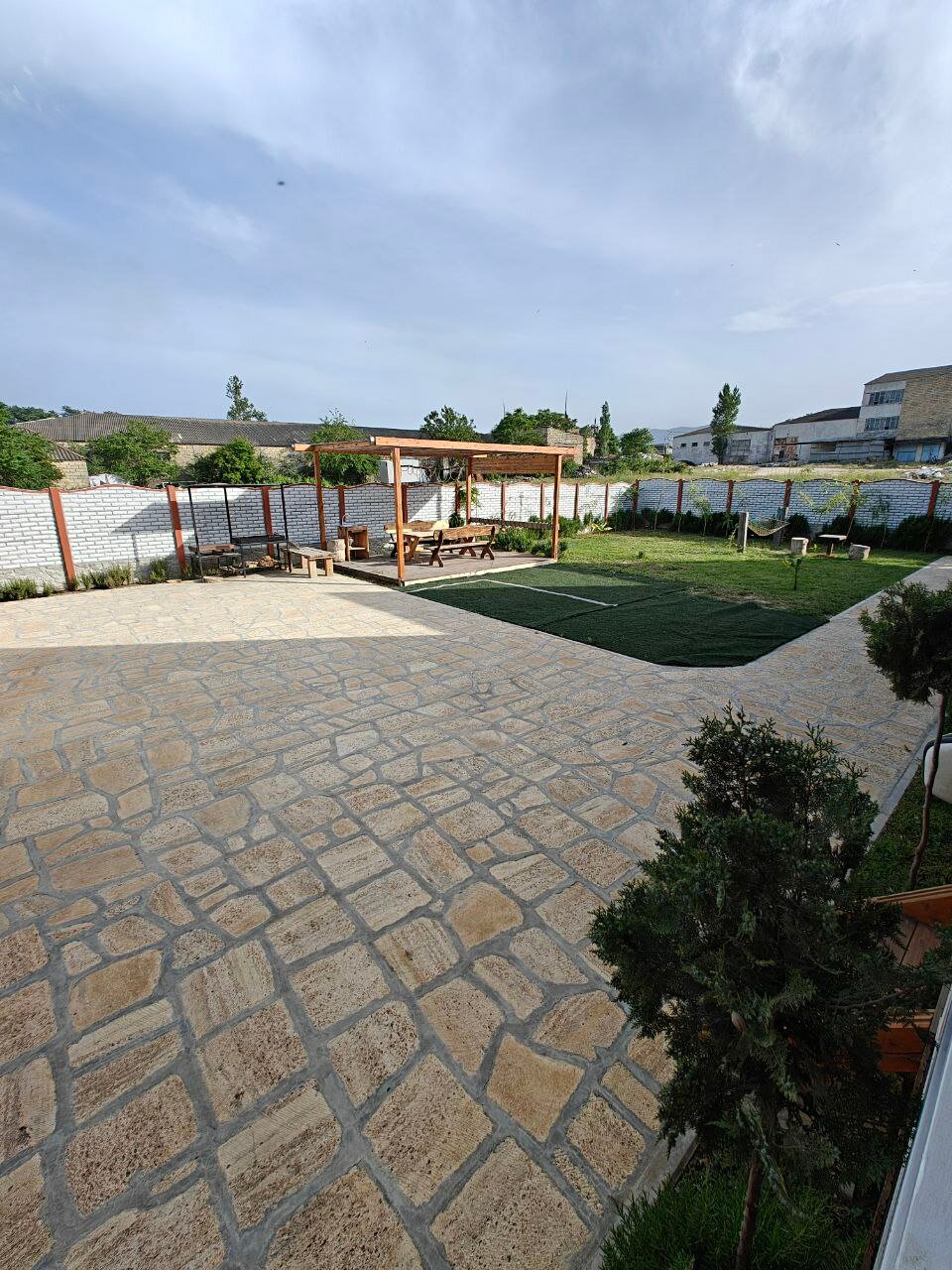 Фото Семейный дворик