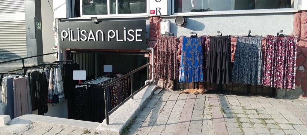 Garment factory Pilisan Plise, Istanbul, photo