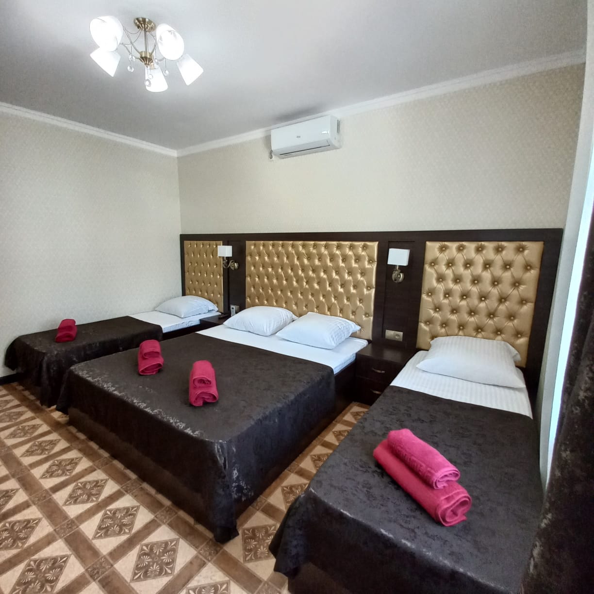 Фото Four sisters