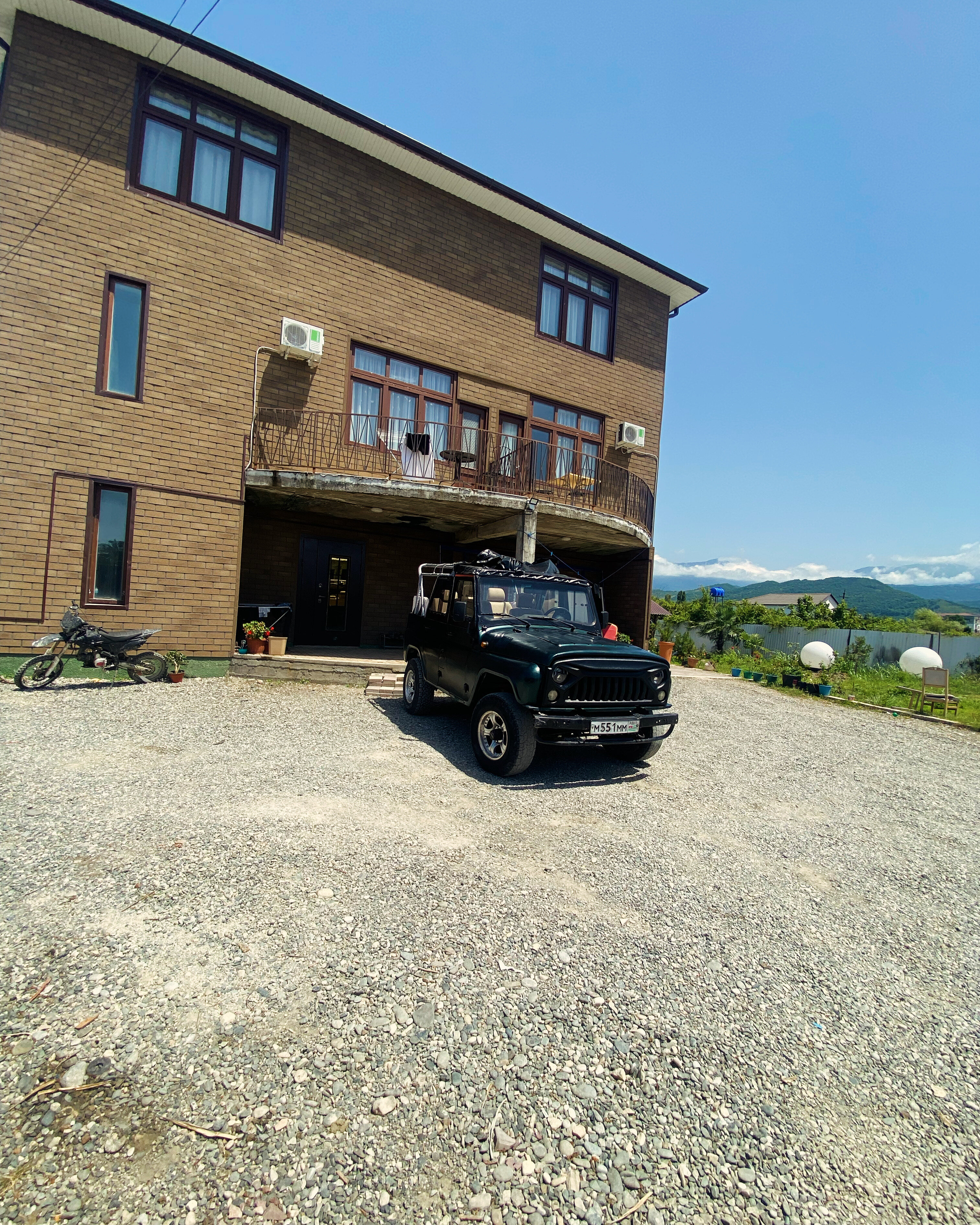 Фото отеля 1