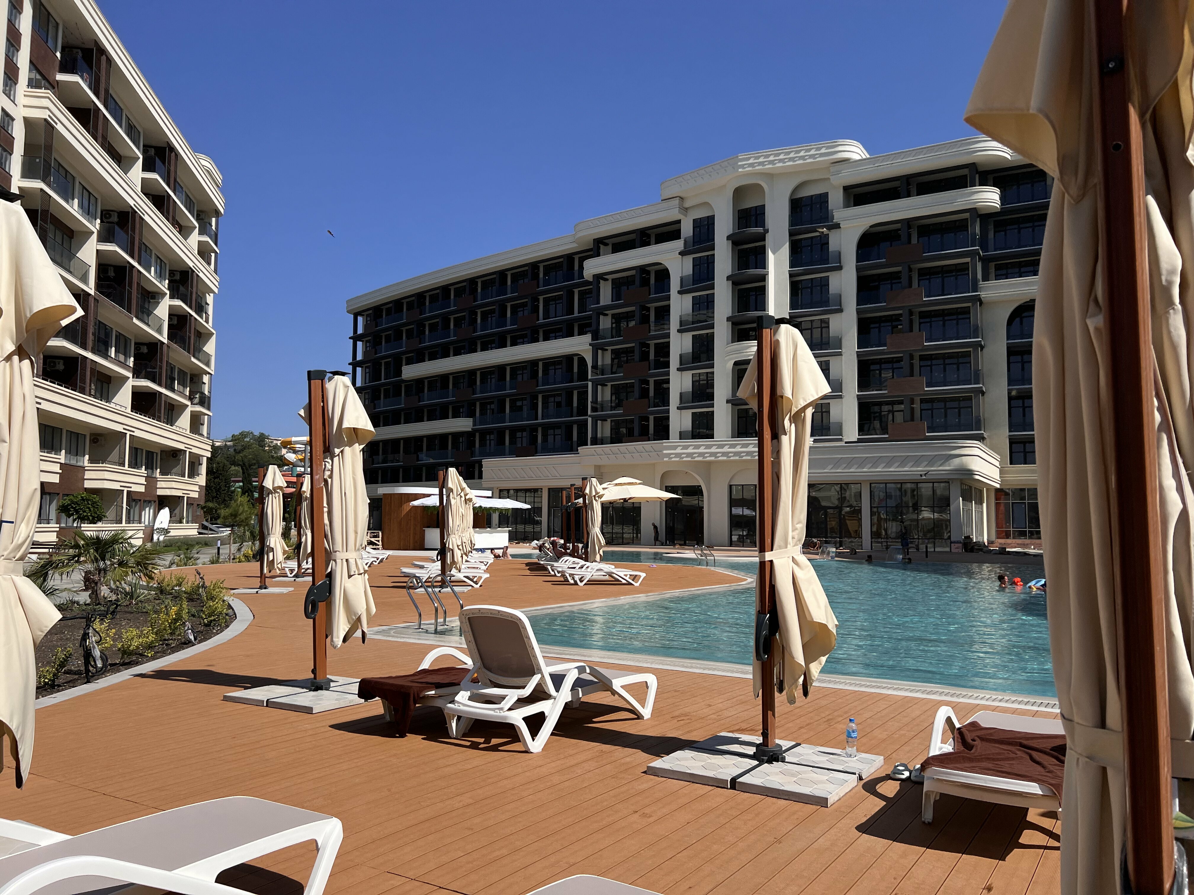 Фото Апарт-отель Атлас