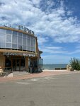 Briz (ulitsa M. Khalilova, 17), restaurant
