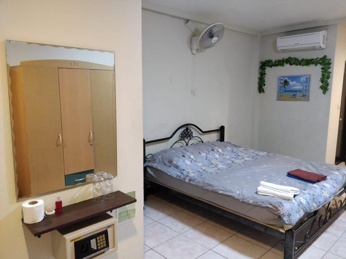 Фото Walking Street Encore Hotel