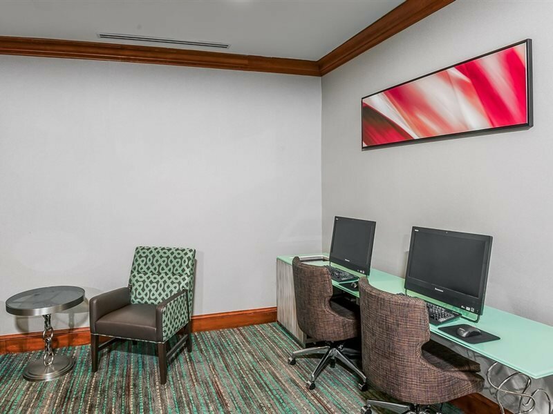 Фото Residence Inn by Marriott Orlando Airport