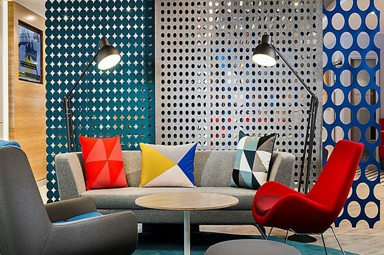 Фото Holiday Inn Express Amsterdam - North Riverside