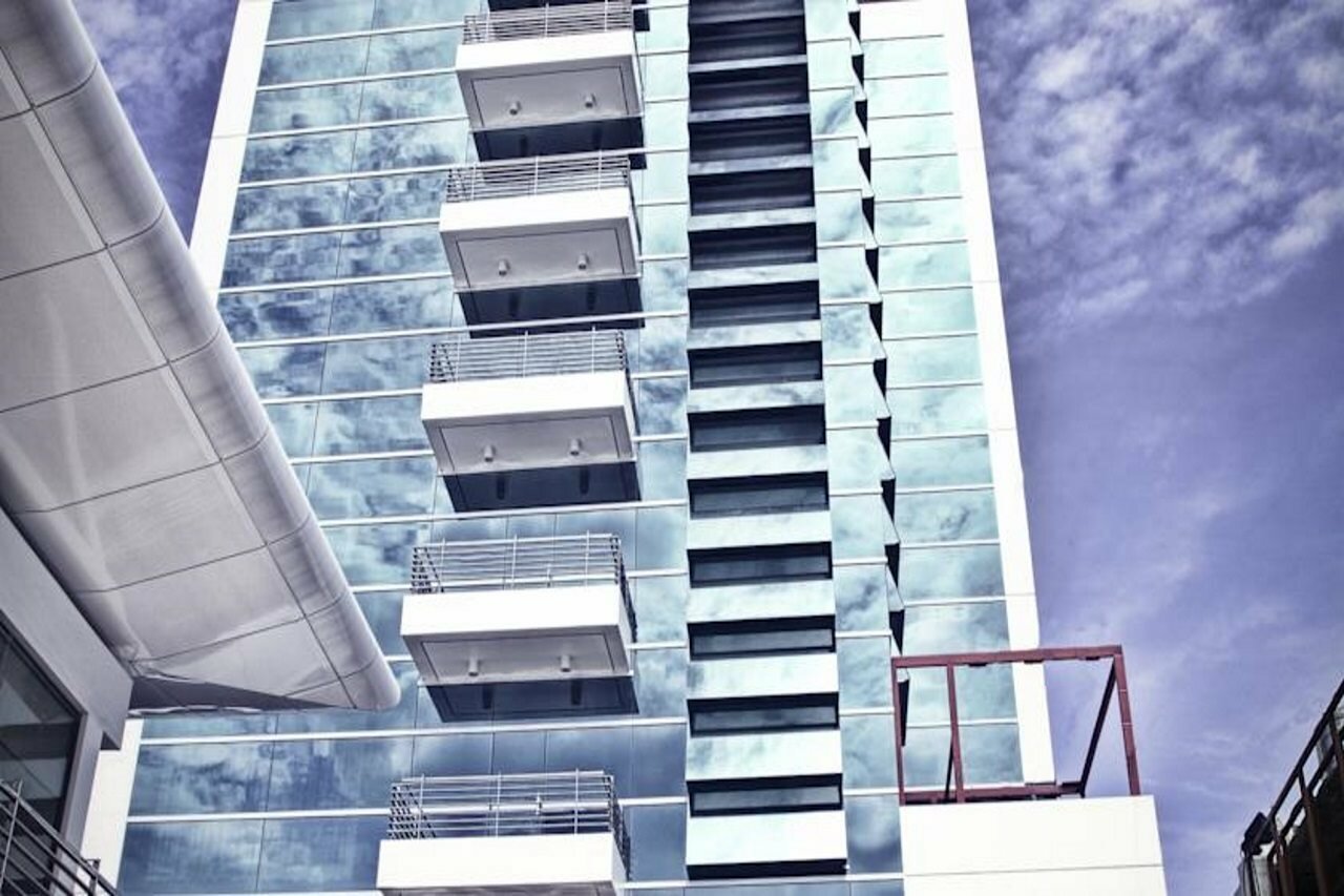 Фото Allure Hotel & Suites