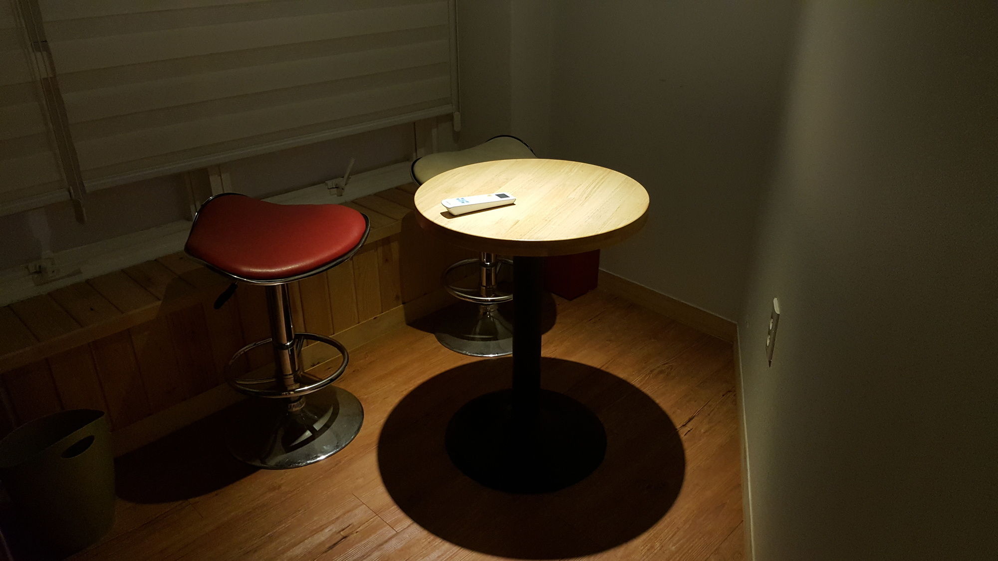 Фото Dongbaekseom Guesthouse - Hostel