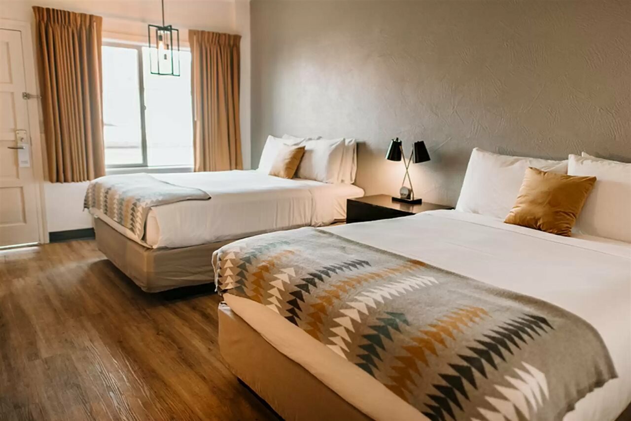 Фото The Maverick Hotel Eugene near University