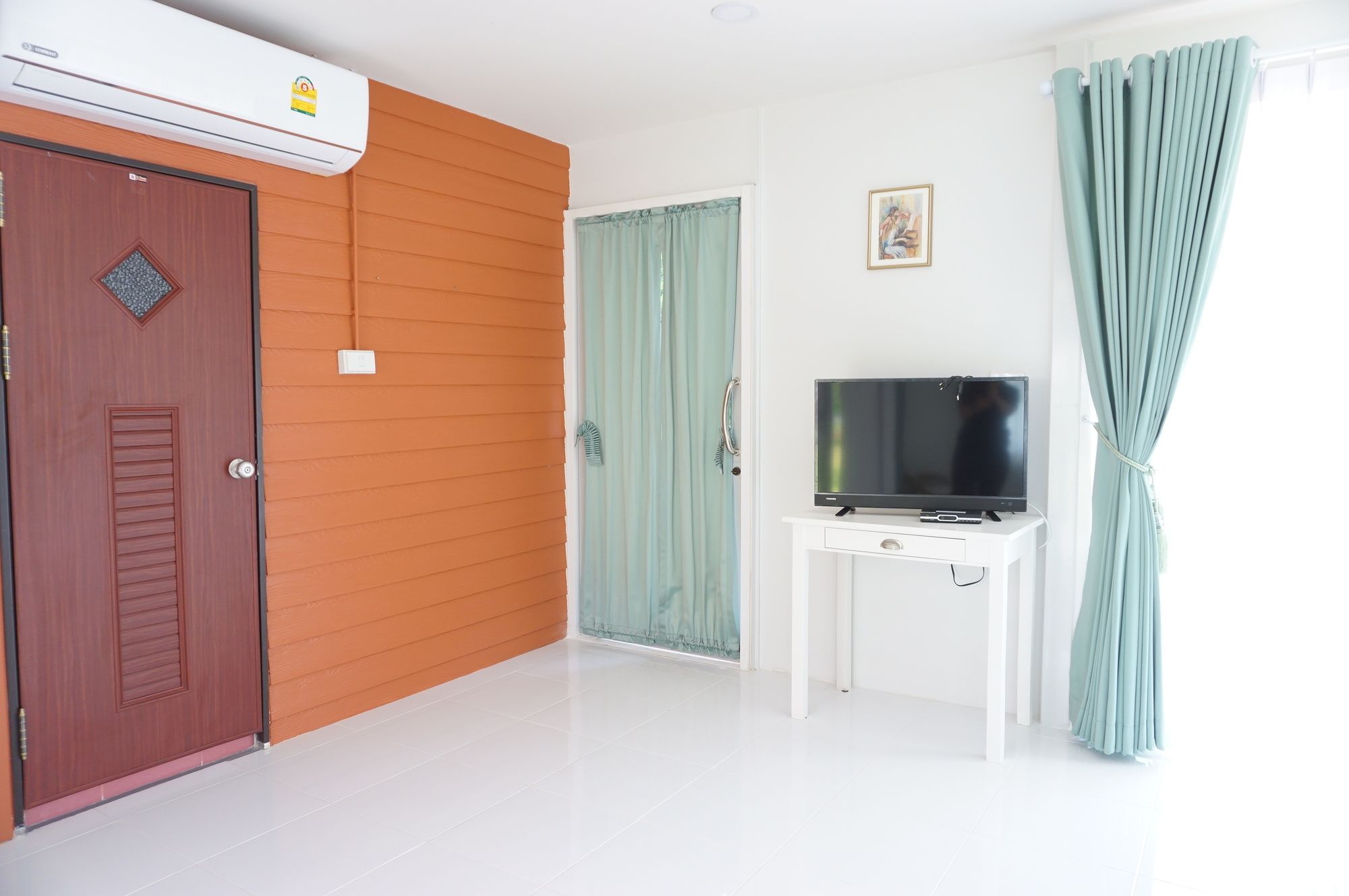 Фото The White Village Ranong Resort