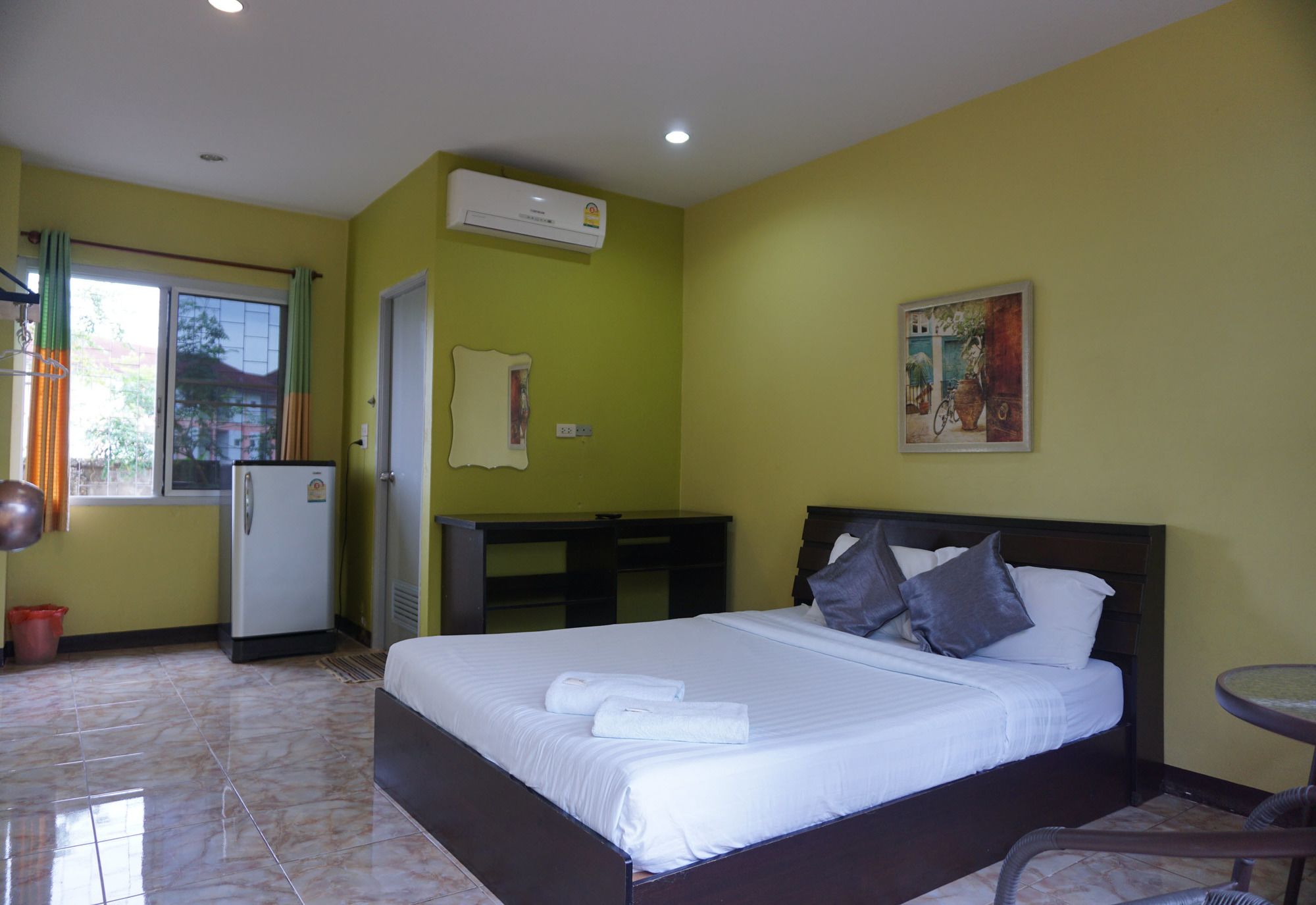 Фото Phoemphoon 2 Hotel