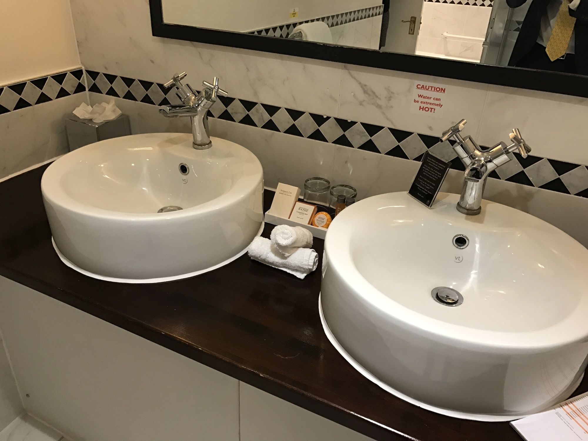 Фото Sir Christopher Wren Hotel