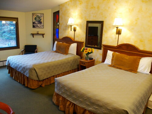 Внешний вид отеля Tyrolean Lodge в Аспене, фото 2