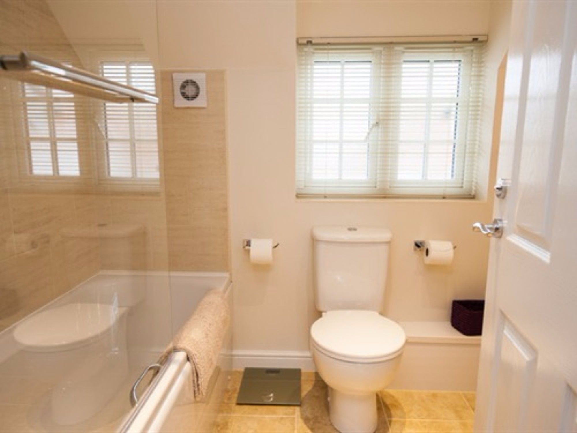 Фото The Copper Horse Cottages